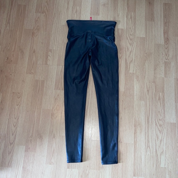SPANX Faux Leather Full Length High Waist Leggings Size Large - Picture 9 of 11